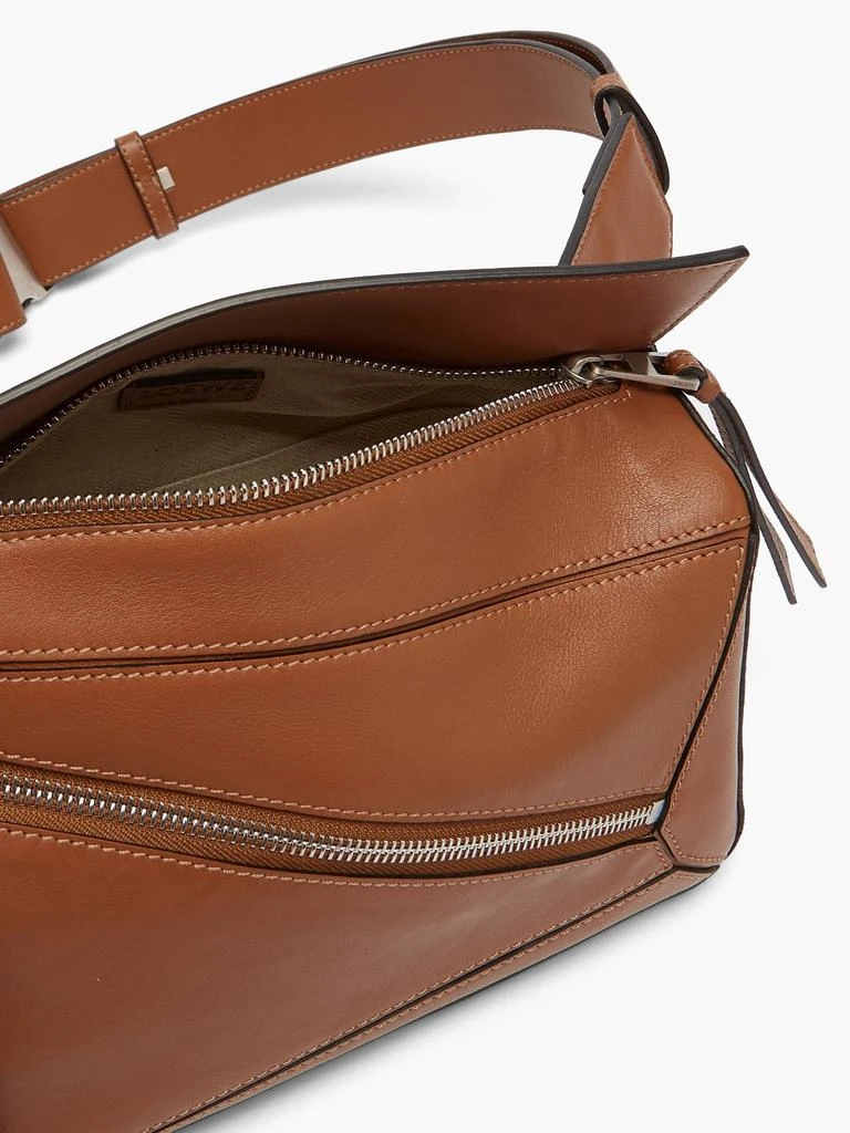 商品Loewe|Puzzle leather belt bag,价格¥14372,第5张图片详细描述