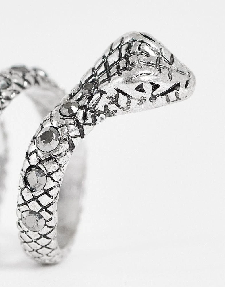 商品Reclaimed Vintage|Reclaimed Vintage inspired ring with snake design and stones in silver exclusive at ASOS,价格¥100,第3张图片详细描述