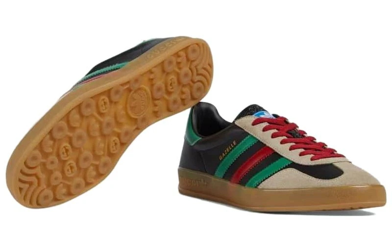 商品[国内直发] Gucci|adidas originals x 古驰 GAZELLE 经典休闲 德训鞋 低帮 时尚板鞋 男款 黑色,价格¥6595,第6张图片详细描述