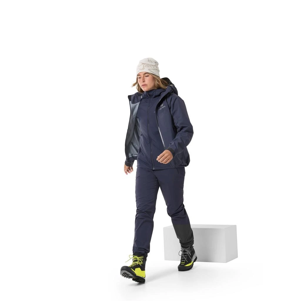 商品Arc'teryx|女款Atom轻量连帽外套夹克 多款配色,价格¥1538,第5张图片详细描述