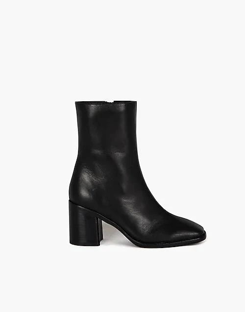 Intentionally Blank Leather Contour Boots 商品