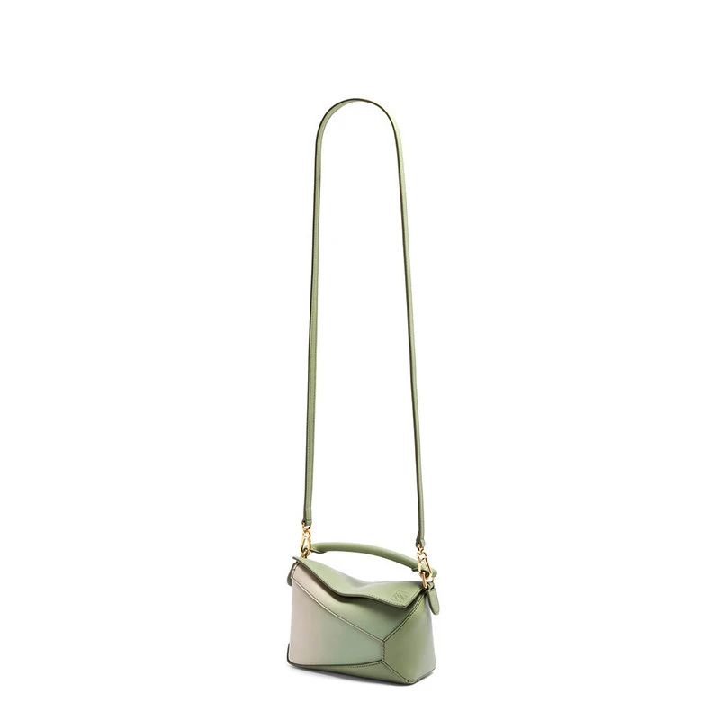 【预售3-7天】LOEWE/罗意威 22春夏新款Puzzle Edge系列 女士迷你迷迭香��色浅燕麦色牛皮革拼图手提单肩包A510P88X07-6473 商品