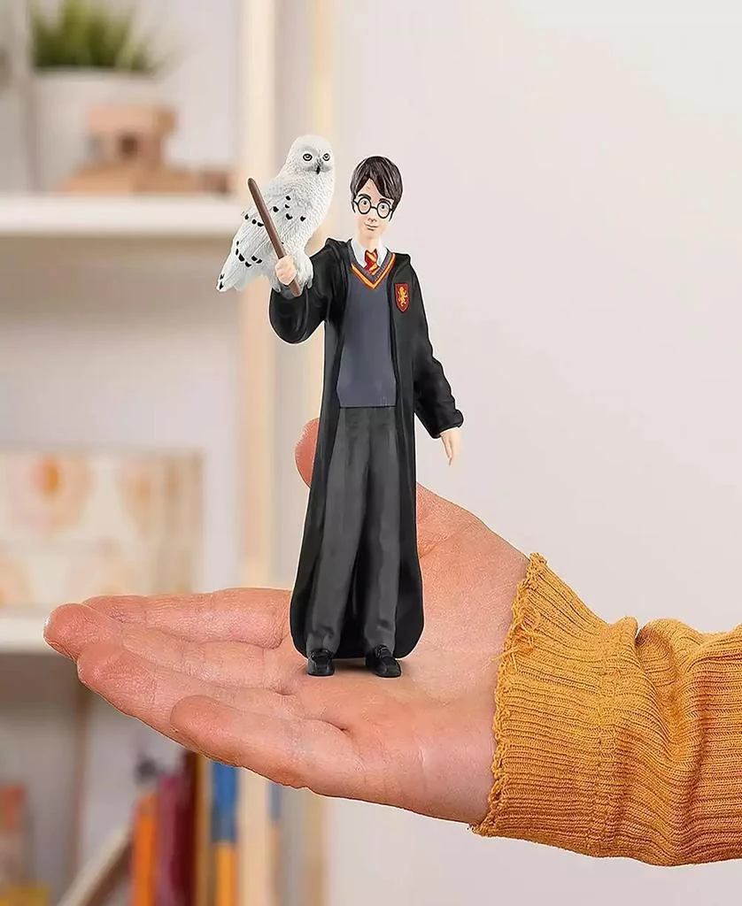 商品Schleich|Wizarding World of Harry Potter 2-Piece Set: Harry Hedwig Figurines,价格¥133,第2张图片详细描述
