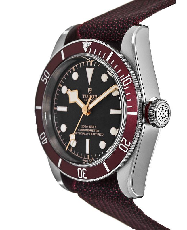 Tudor Black Bay 41 Red Bezel Burgundy Fabric Strap Men's Watch M79230R-0009商品第3张图片规格展示