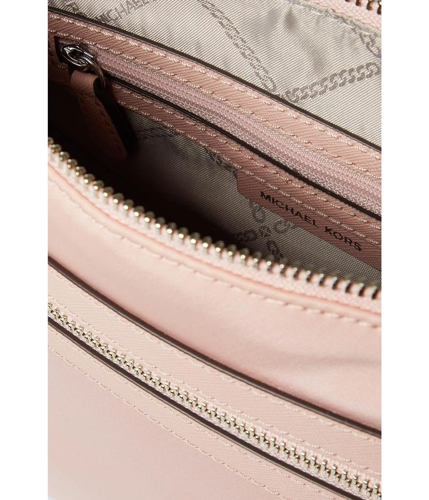 商品Michael Kors|Jet Set Charm Large North/South Crossbody,价格¥953,第3张图片详细描述