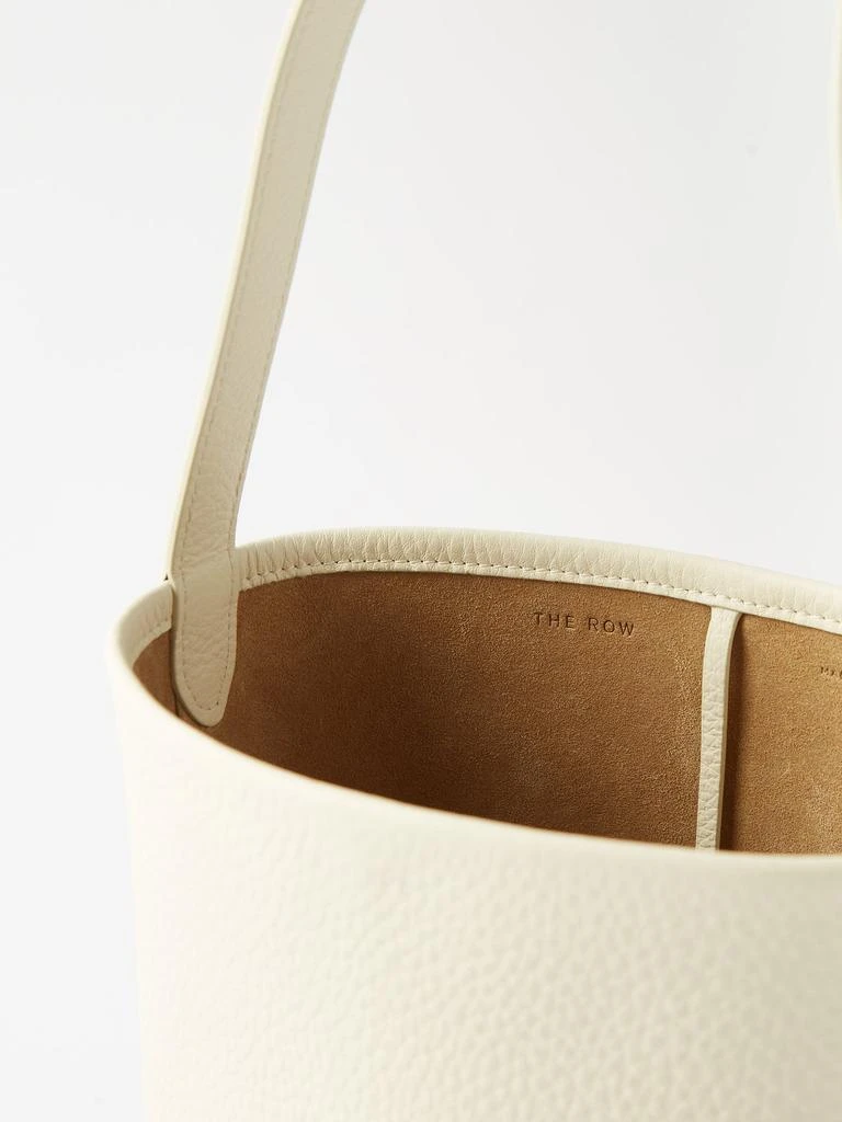 商品The Row|Small N/S Park grained-leather shoulder bag,价格¥14033,第5张图片详细描述