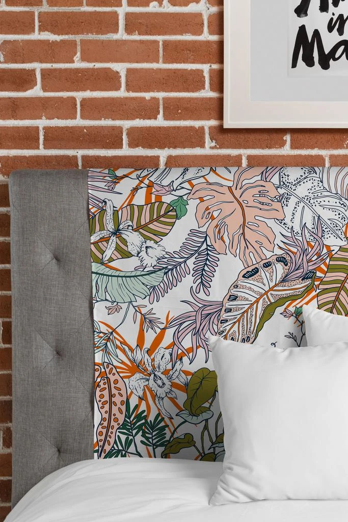 商品DENY Designs|Marta Barragan Camarasa Pastel Tropical Botanical 90 Tapestry,价格¥170,第2张图片详细描述