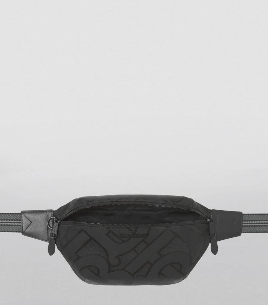 商品Burberry|TB Monogram Jacquard Sonny Belt Bag,价格¥6720,第5张图片详细描述
