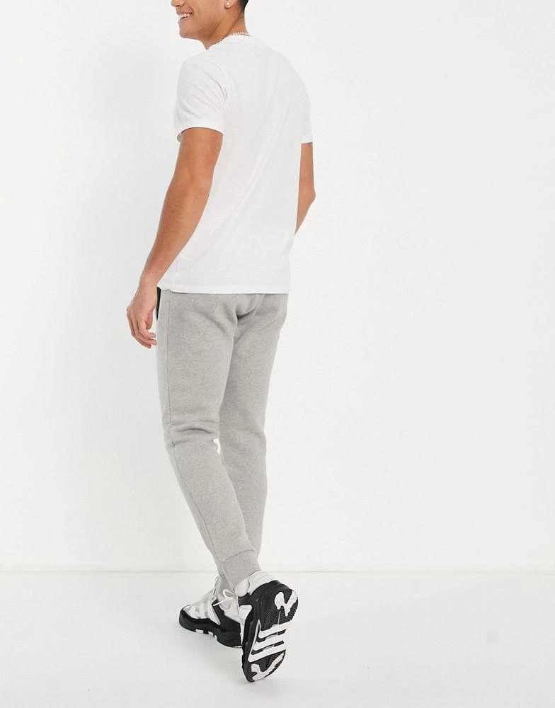 商品Adidas|adidas Originals essentials slim fit joggers with small logo in grey,价格¥444,第2张图片详细描述