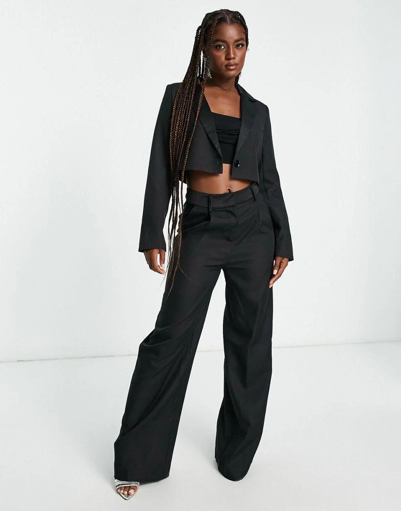 商品In The Style|In The Style x Yasmin Devonport exclusive relaxed tailored trouser co-ord in black,价格¥75,第2张图片详细描述
