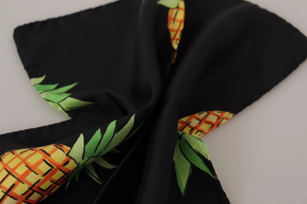 商品Dolce & Gabbana|Dolce & Gabbana Black Pineapple Printed Square Handkerchief  Scarf,价格¥1075,第2张图片详细描述