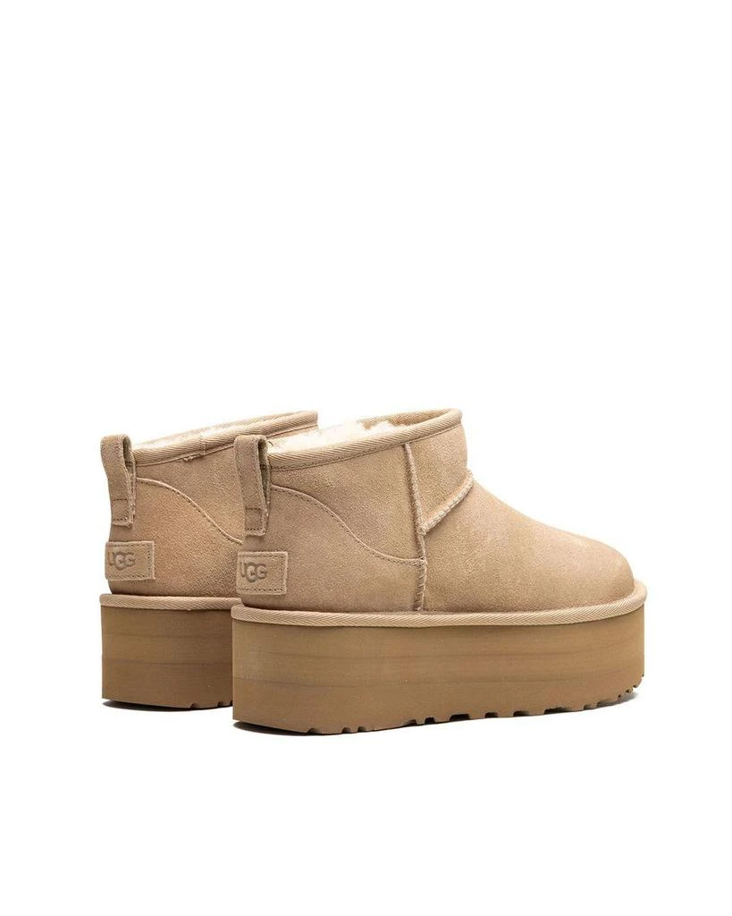 商品UGG|UGG Boots in Beige,价格¥1258,第2张图片详细描述