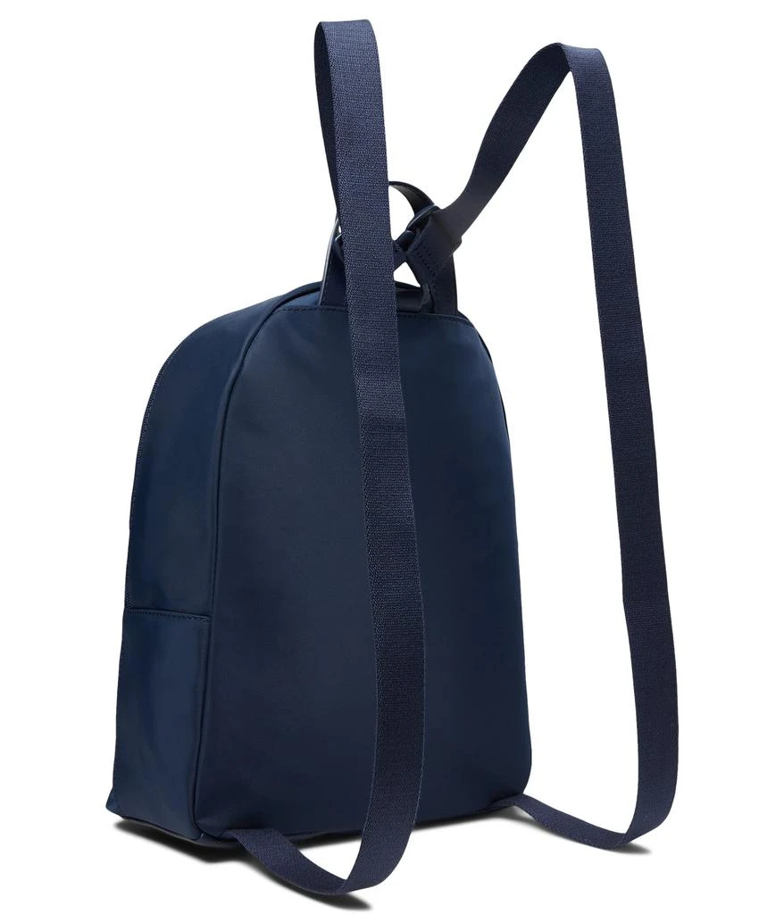 商品Tommy Hilfiger|Hayley II Medium Dome Backpack,价格¥573,第2张图片详细描述