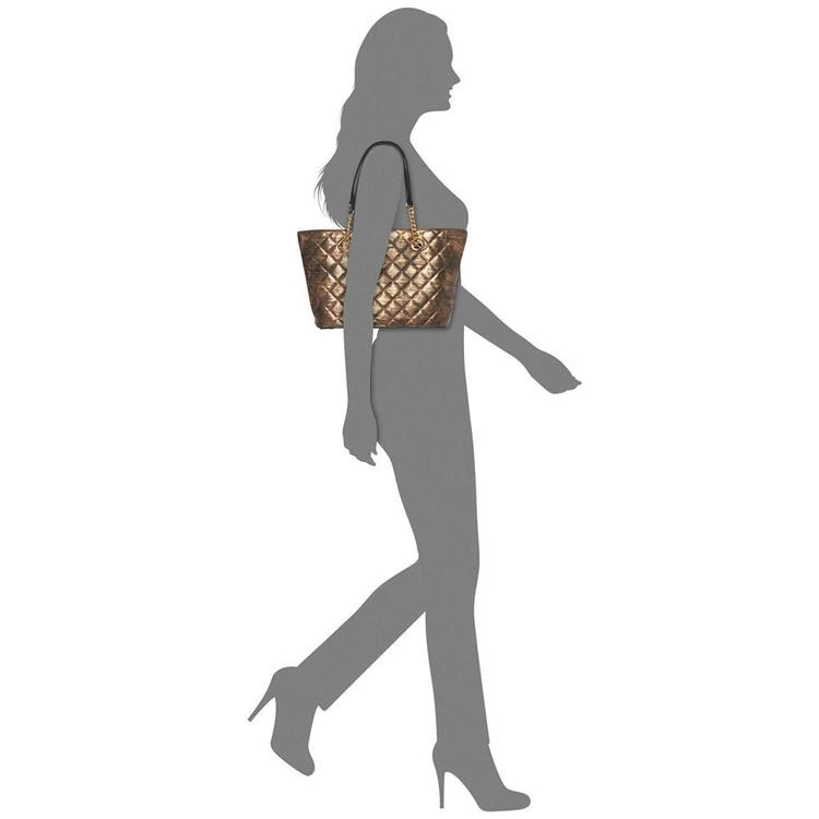 商品Calvin Klein|Large Chain Tote,价格¥408,第2张图片详细描述