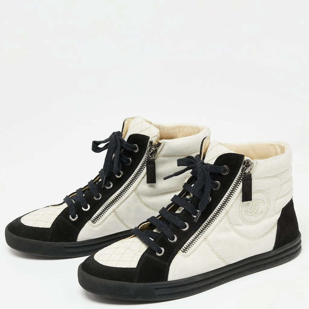 商品[二手商品] Chanel|Chanel Black/White Canvas and Suede CC High Top Sneakers Size 38,价格¥4208,第2张图片详细描述