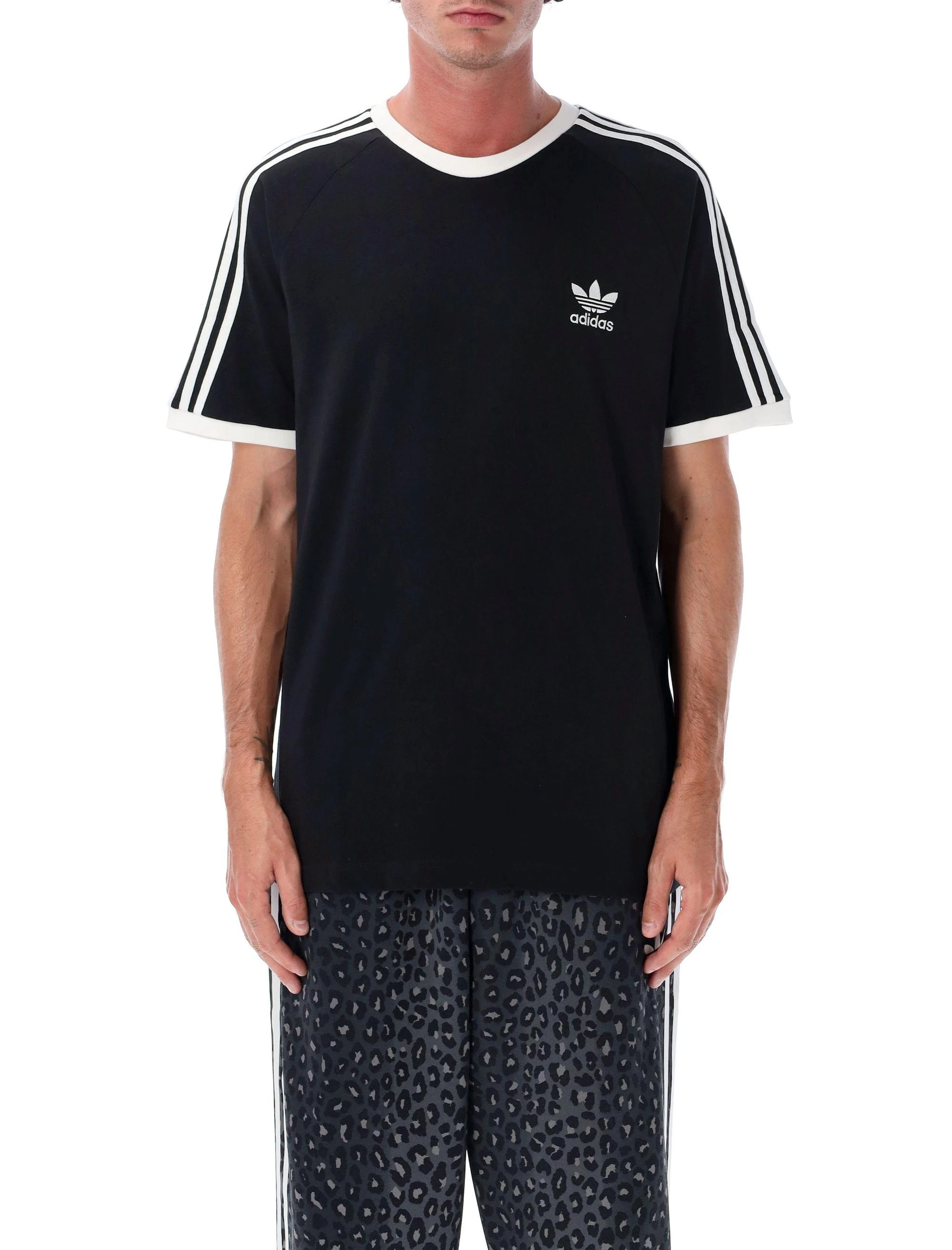 Adidas 男士T恤 IA4845BLACK 黑色 商品