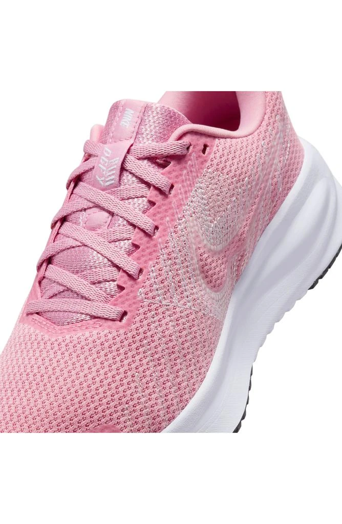 Run Defy Running Shoe 商品
