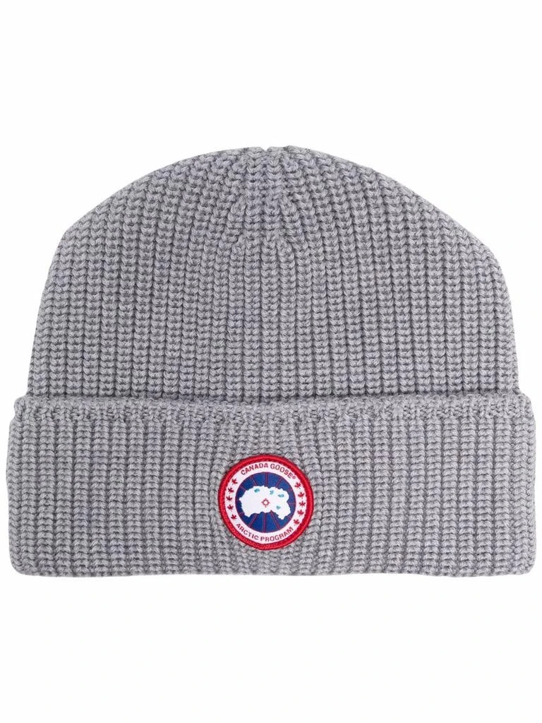 商品Canada Goose|CANADA GOOSE Logo-patch beanie hat,价格¥1087,第1张图片
