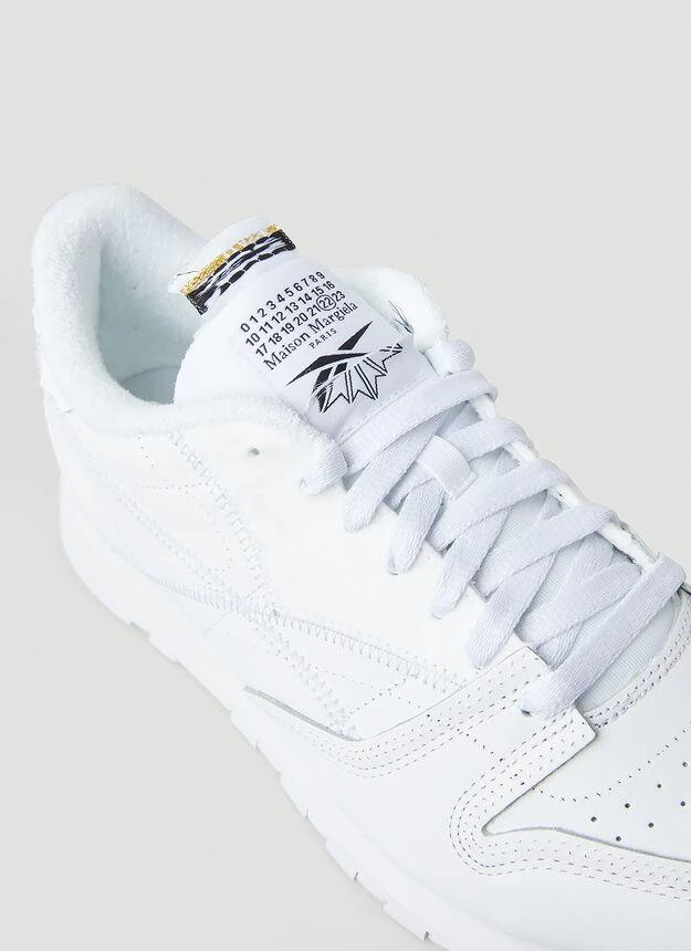 商品MAISON MARGIELA|Club C Trompe L'œil Sneakers in White,价格¥1376,第5张图片详细描述