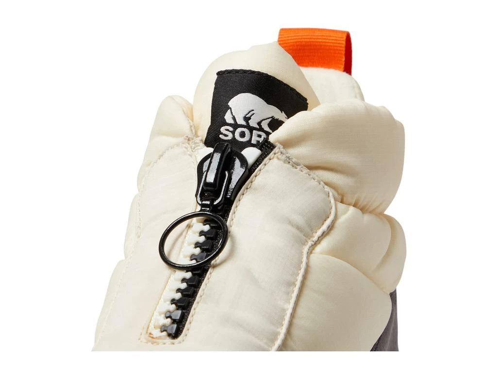 Out N About™ III Puffy Zip 商品