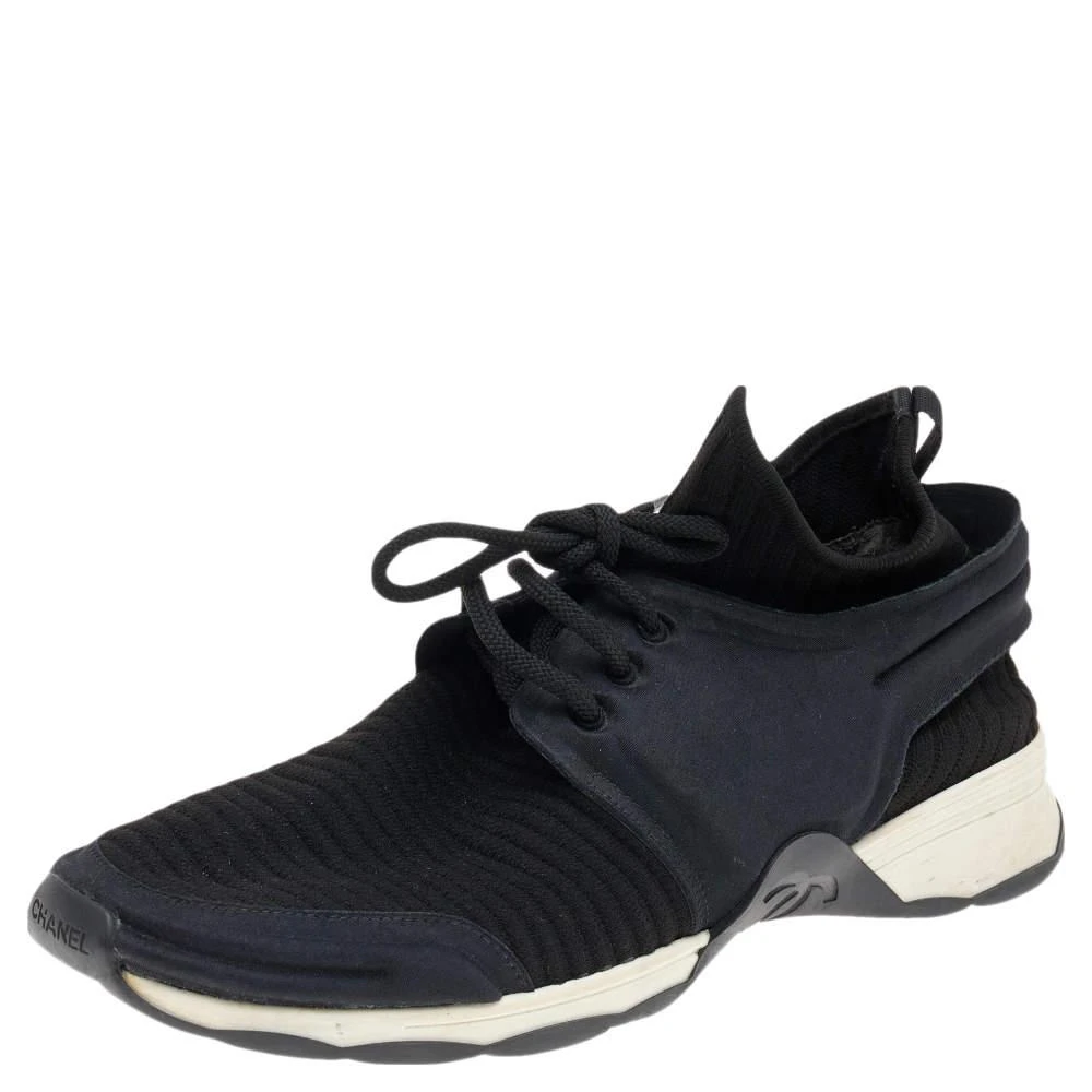 商品[二手商品] Chanel|Chanel Black Stretch Fabric and Neoprene CC Low Top Sneakers Size 40,价格¥6079,第1张图片