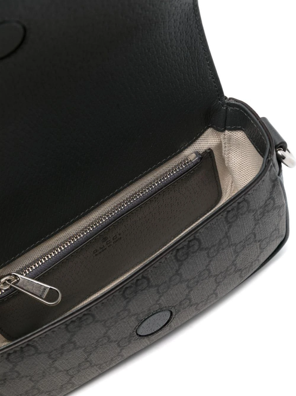 商品Gucci|Gucci 男士斜挎包 7954662ZGMN1244 黑色,价格¥9264,第3张图片详细描述