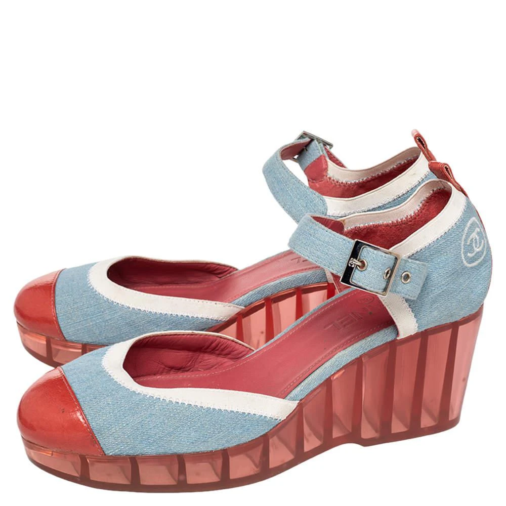 商品[二手商品] Chanel|Chanel Blue/Red Denim And Paten Leather CC Cap Toe Wedge Platform Ankle Strap Sandals Size 40,价格¥1925,第4张图片详细描述