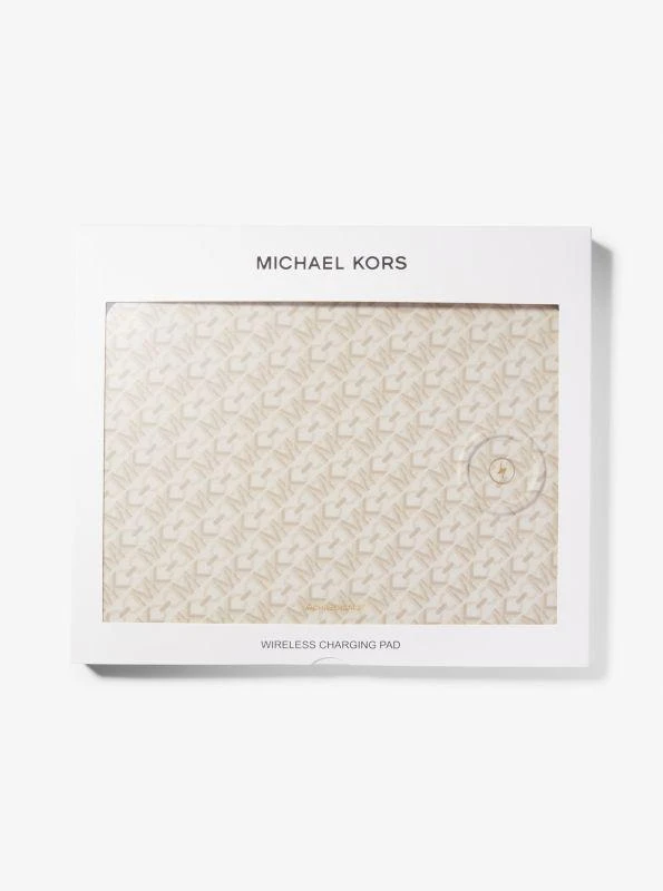 商品Michael Kors|Empire Signature Logo Wireless Charging Mouse Pad,价格¥291,第2张图片详细描述