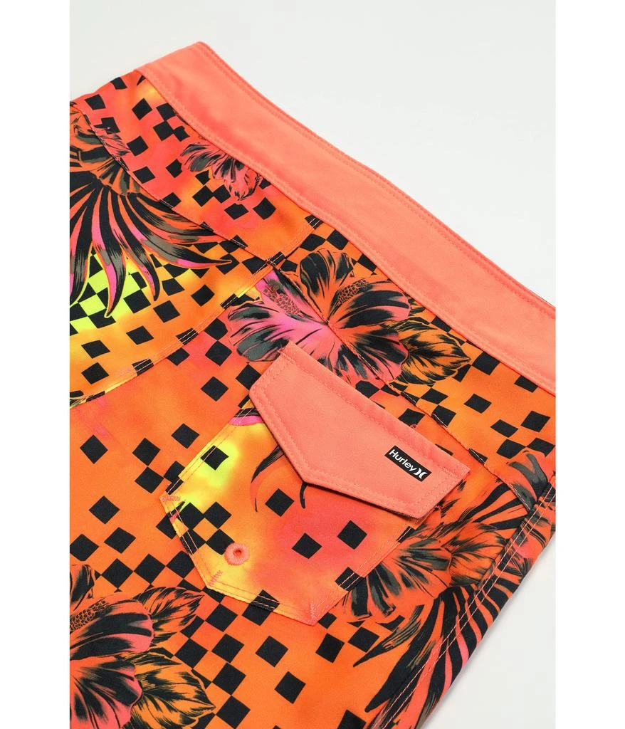 商品Hurley|Floral Checkered Boardshorts (Little Kids),价格¥266,第2张图片详细描述