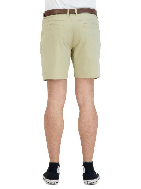 商品Levinas|Performance Tech Stretch Shorts,价格¥317,第2张图片详细描述