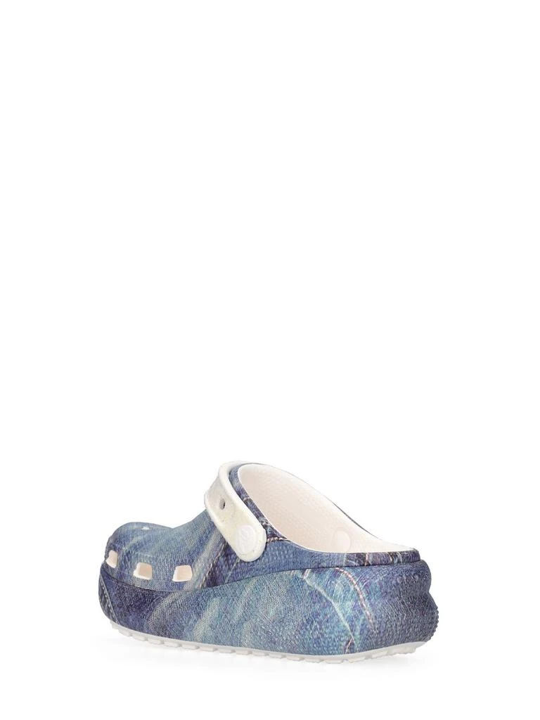 商品Crocs|Denim Print Rubber Crocs W/ Butterfly,价格¥253,第3张图片详细描述