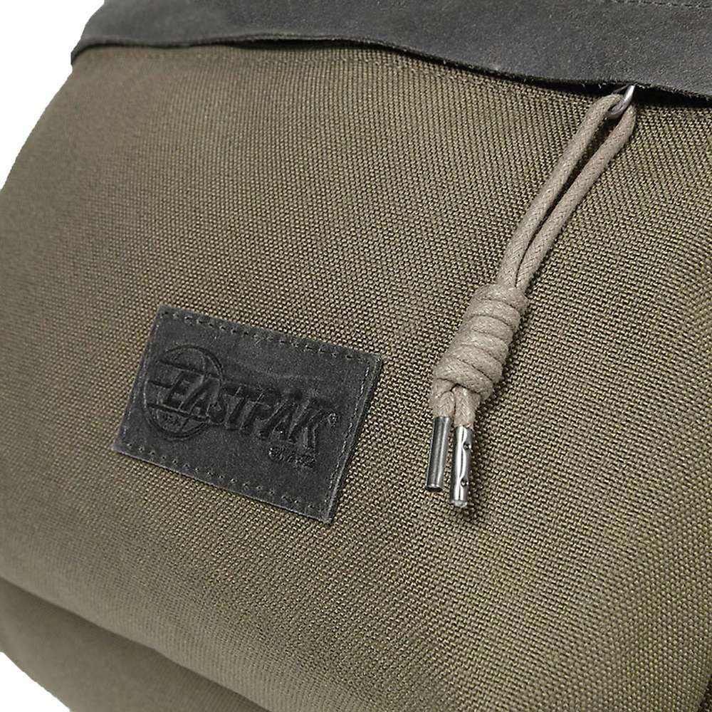 商品Eastpak|男款时尚功能箱包书包背包登山包,价格¥444,第6张图片详细描述