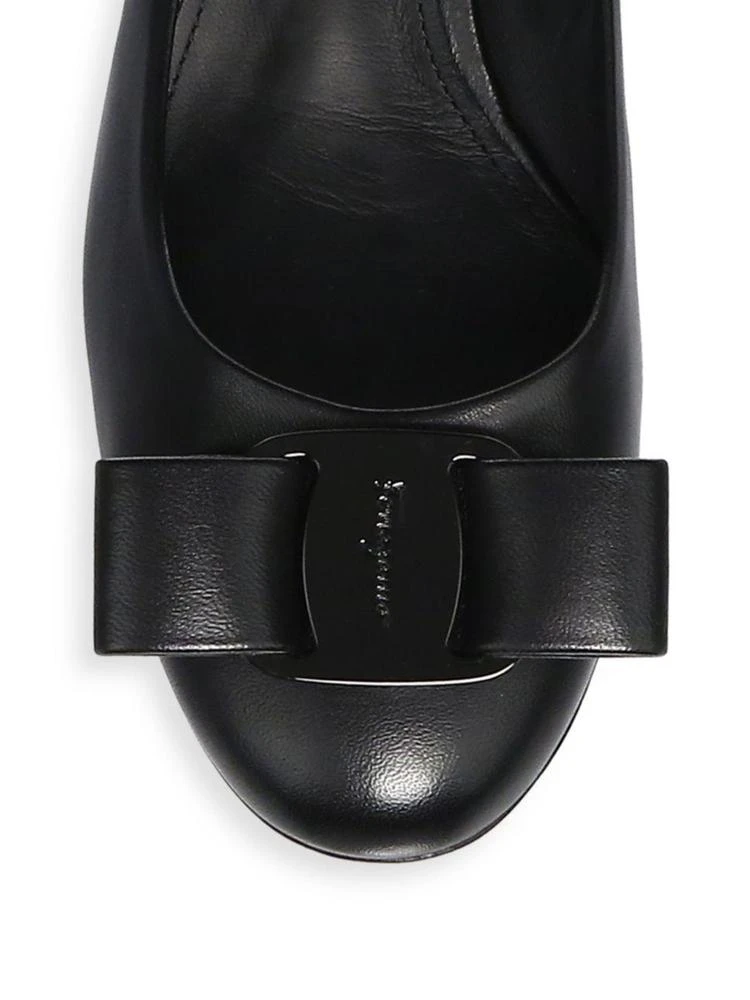 商品Salvatore Ferragamo|Slip-On Leather Pumps,价格¥2904,第3张图片详细描述