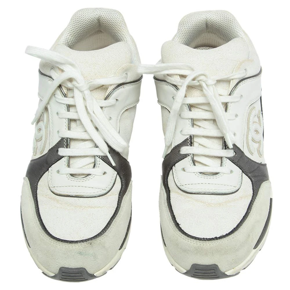 商品[二手商品] Chanel|Chanel Tricolor Leather And Canvas  CC Lace Up Sneakers  Size 40,价格¥4254,第3张图片详细描述
