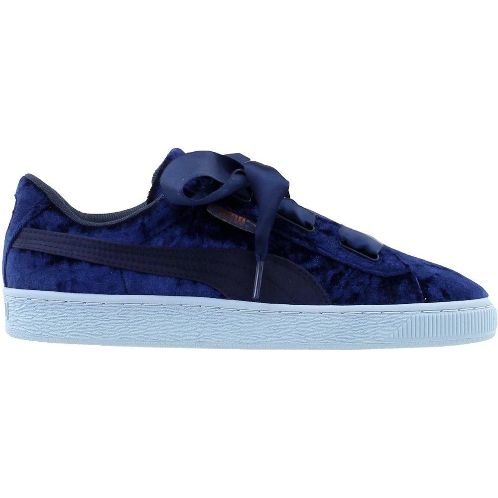 商品Puma|Basket Heart Velour Sneakers (Big Kid),价格¥153,第1张图片