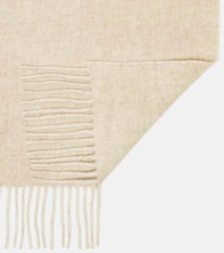 商品Jacquemus|Logo提花初剪羊毛围巾,价格¥1759,第5张图片详细描述