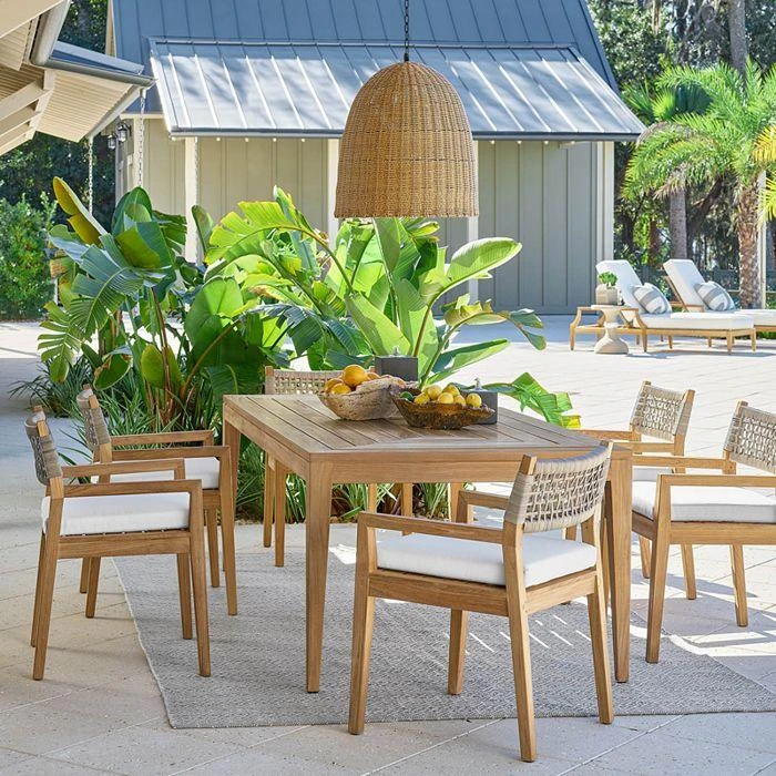 商品Regina Andrew|Coastal Living Beehive Outdoor Pendant, Large,价格¥4672,第2张图片详细描述