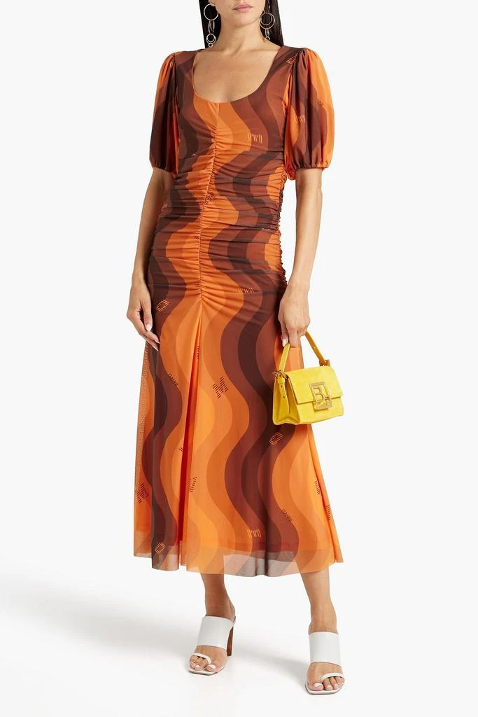 商品Ganni|Ruched printed stretch-mesh midi dress,价格¥335,第4张图片详细描述
