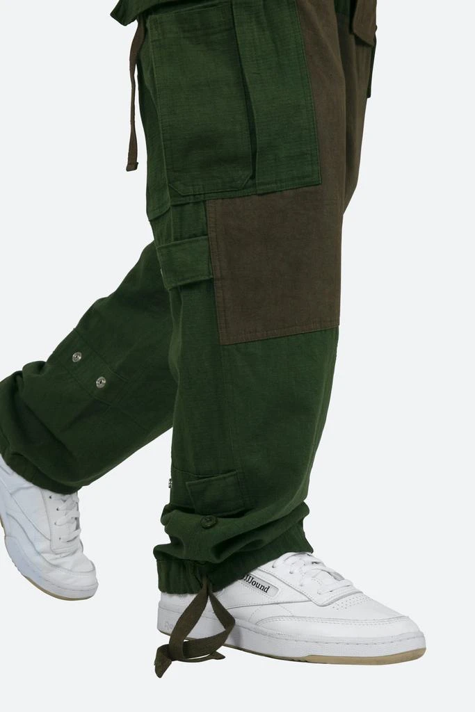 Paneled Cargo Pants - Olive 商品