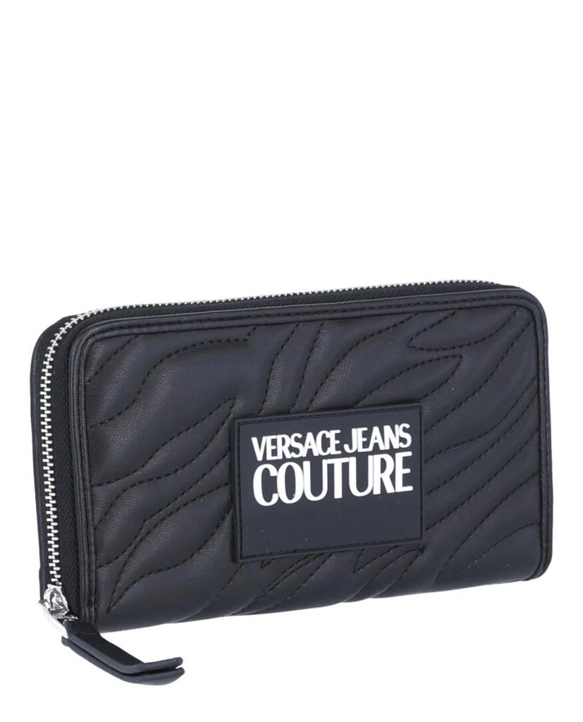 商品Versace|Quilted Faux Leather Wallet,价格¥516,第2张图片详细描述
