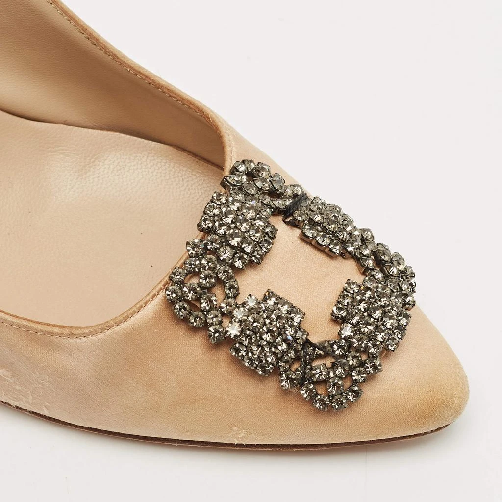 Manolo Blahnik Beige Satin Hangisi Crystal Embellished Pumps Size 41 商品