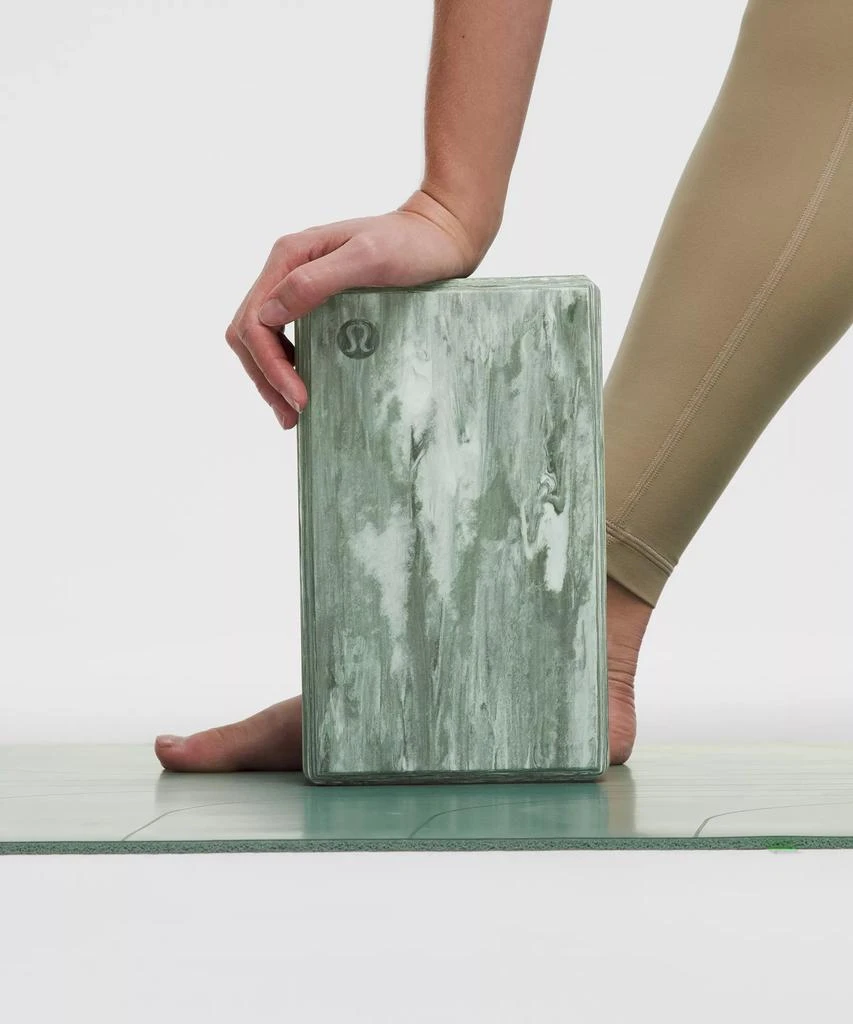 商品Lululemon|Lift and Lengthen Yoga Block,价格¥182,第4张图片详细描述