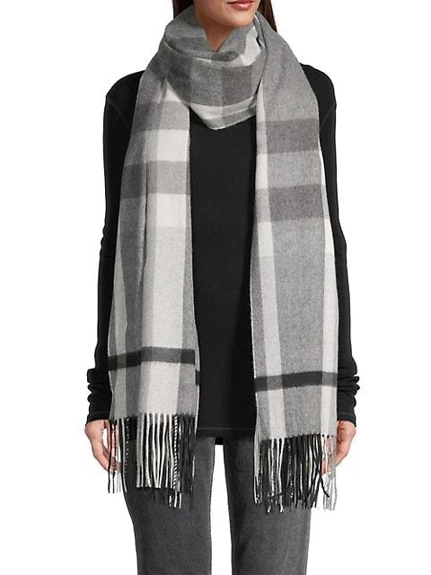 商品Burberry|Oversize Giant Check Cashmere Scarf,价格¥6187,第3张图片详细描述