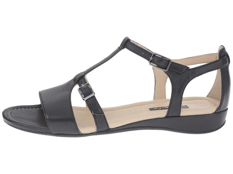 商品ECCO|Boullion T-Strap Sandal,价格¥1081,第4张图片详细描述