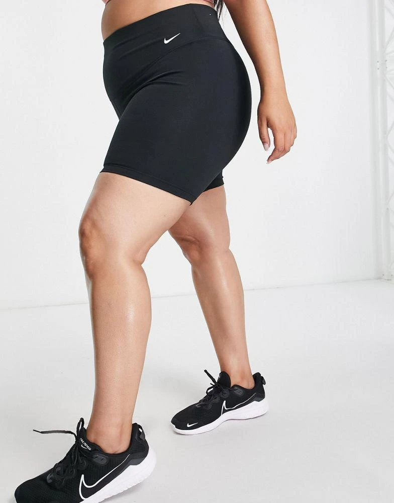 商品NIKE|Nike Training Plus One legging booty shorts in black,价格¥320,第4张图片详细描述