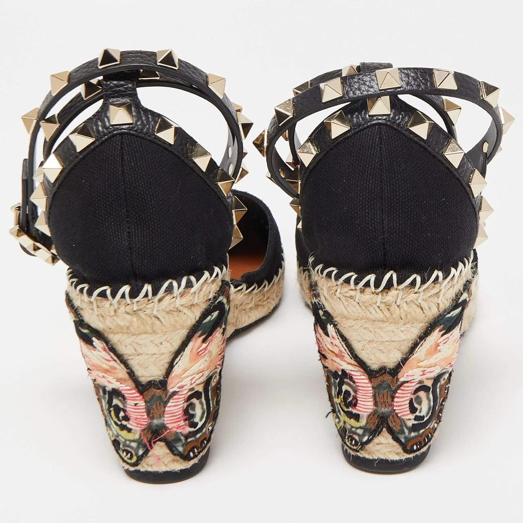 商品[二手商品] Valentino|Valentino Black Canvas Rockstud Butterfly Applique Espadrille Wedge Pumps Size 39,价格¥2206,第5张图片详细描述