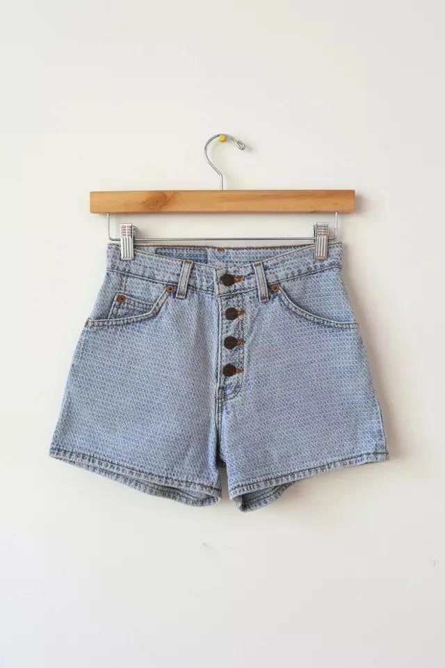 商品Levi's|Vintage Levi’s® 950 Textured Light Wash Shorts,价格¥1032,第2张图片详细描述