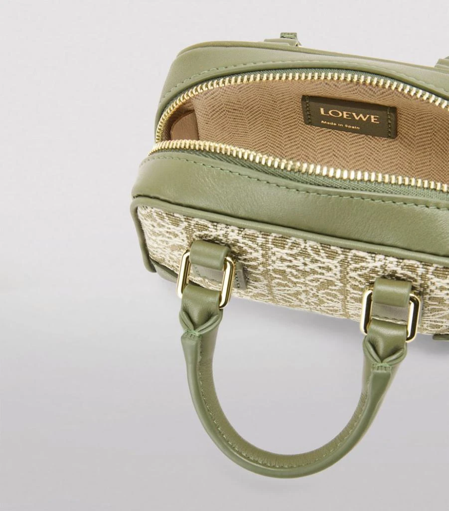 商品Loewe|Nano Anagram Amazona Cross-Body Bag,价格¥8228,第5张图片详细描述
