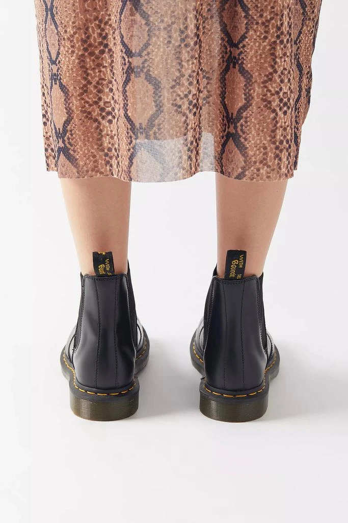 商品Dr. Martens|Dr. Martens Women's 2976 Smooth Leather Chelsea Boot,价格¥1323,第5张图片详细描述