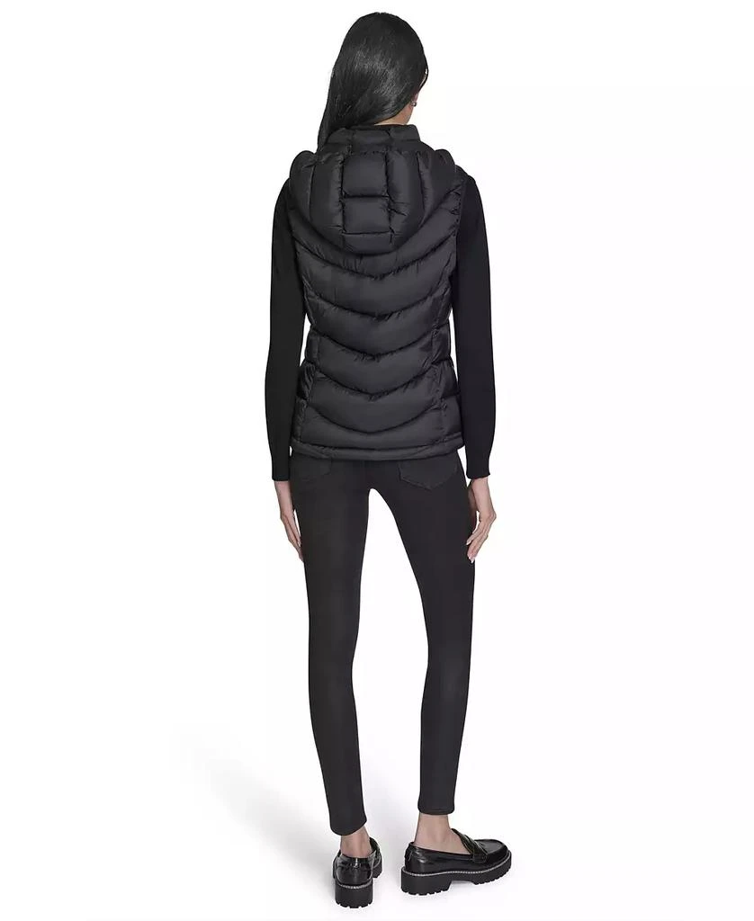 商品Charter Club|Women's Packable Hooded Puffer Vest, Created for Macy's,价格¥415,第3张图片详细描述